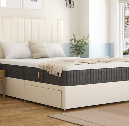 Emma Original Pro Mattress + Premium Divan Bed, Carbon, 4 Drawer, Double